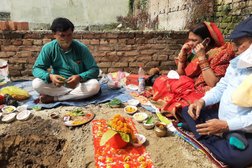 Devotionalsolution - Pandit JI and puja samagari in patna