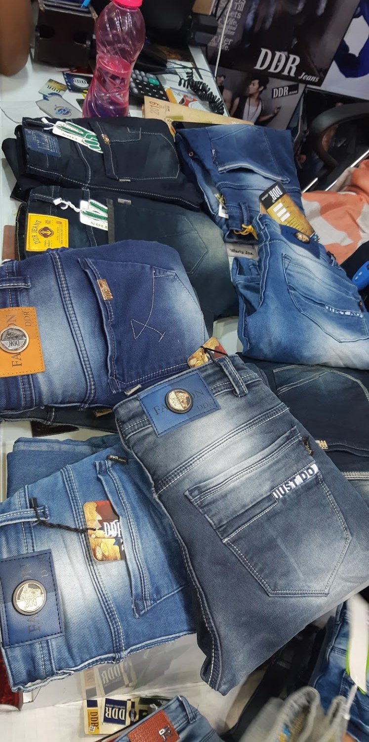 FLU Jeans Palace – clothing and shoe store in Sitamarhi, reviews ...
